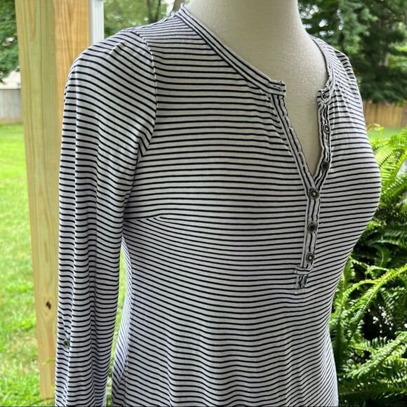 H & M Back & White Long sleeve Striped T-shirt size Small - Picture 4 of 7